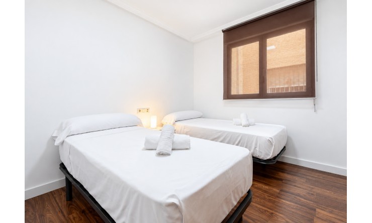 Re-Sale - Apartment - Torrevieja - Playa Del Cura