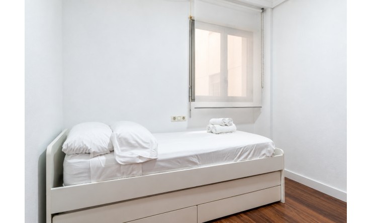 Re-Sale - Apartment - Torrevieja - Playa Del Cura