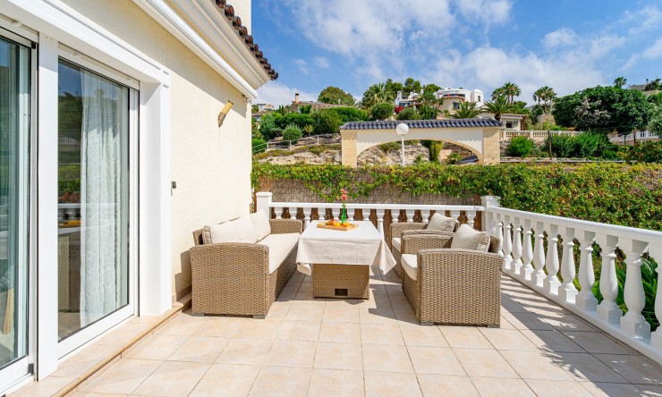 Videresalg - Frittliggende Villa - El Campello - Urb Els Banyets