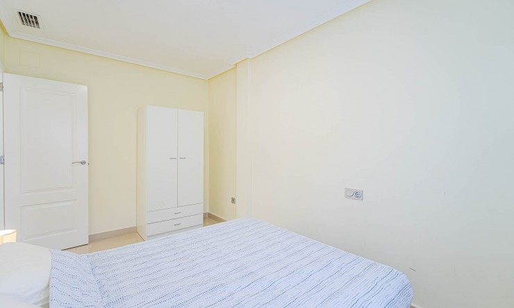 Videresalg - Frittliggende Villa - El Campello - Urb Els Banyets