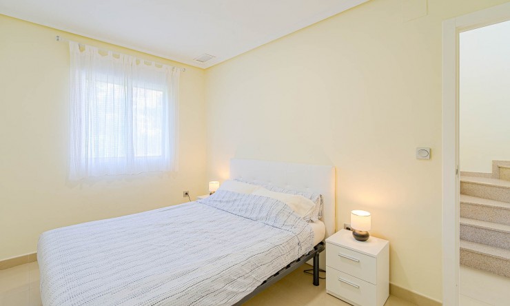 Videresalg - Frittliggende Villa - El Campello - Urb Els Banyets