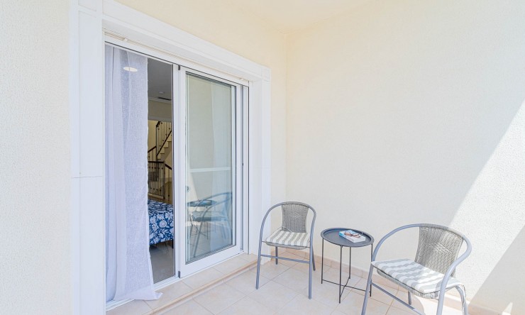Videresalg - Frittliggende Villa - El Campello - Urb Els Banyets