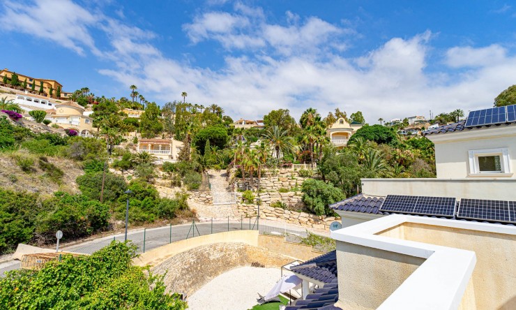 Videresalg - Frittliggende Villa - El Campello - Urb Els Banyets