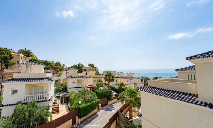 Videresalg - Frittliggende Villa - El Campello - Urb Els Banyets