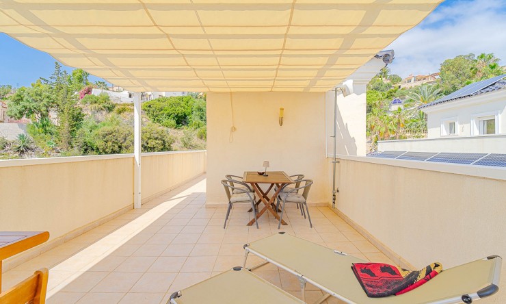 Videresalg - Frittliggende Villa - El Campello - Urb Els Banyets