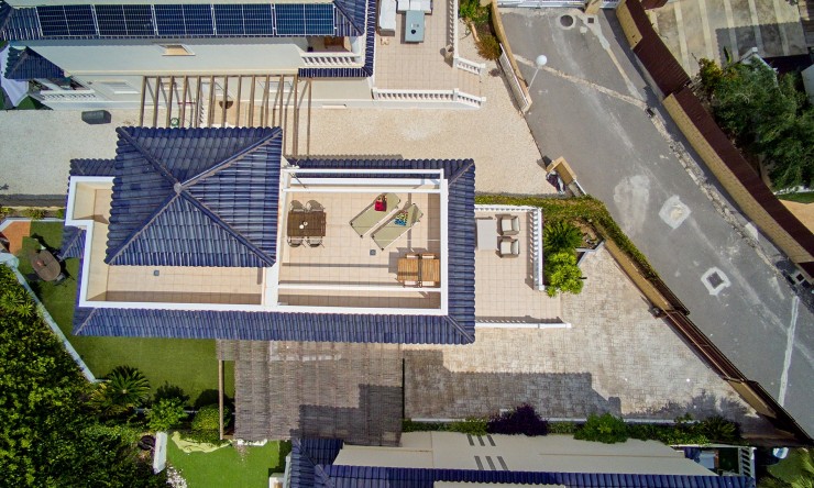 Videresalg - Frittliggende Villa - El Campello - Urb Els Banyets