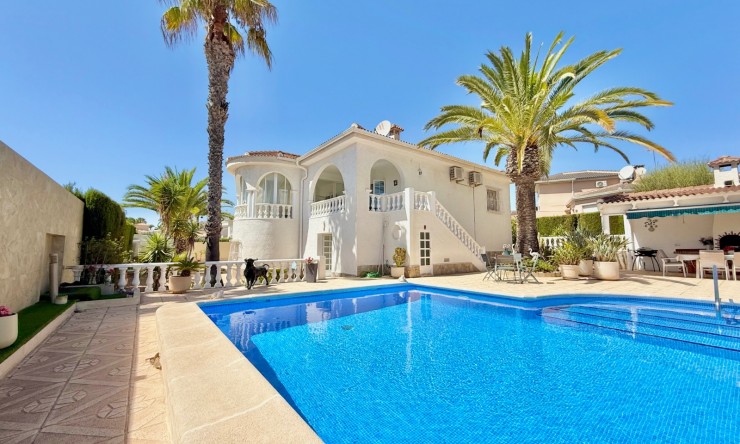 Wederverkoop - Vrijstaande Villa - Ciudad Quesada - Ciudad Quesada - Stad