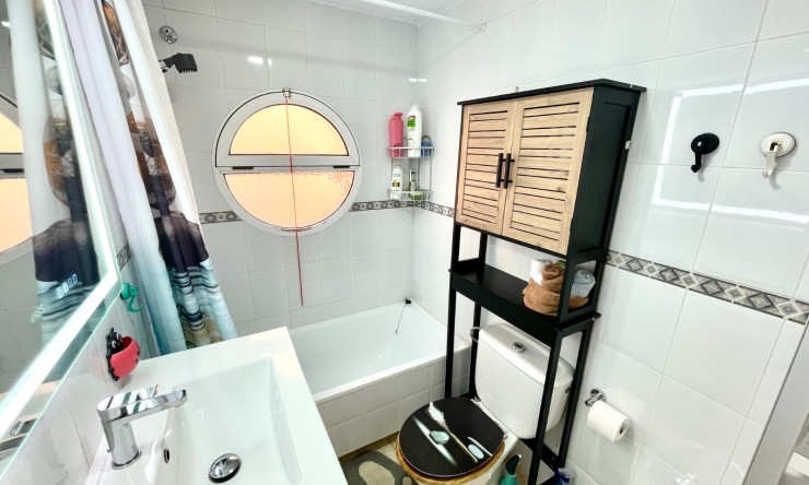Re-Sale - Apartment - Torrevieja - San Luis