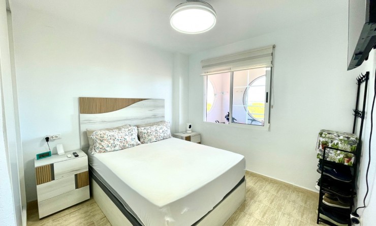 Re-Sale - Apartment - Torrevieja - San Luis