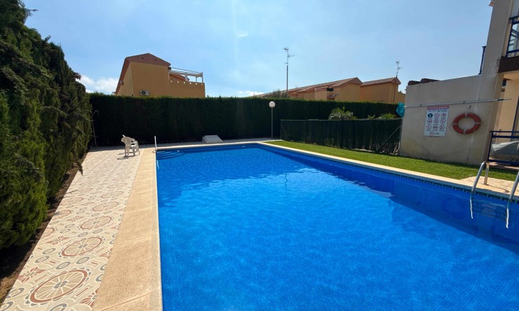 Videresalg - Leilighet - Orihuela Costa - Cabo Roig