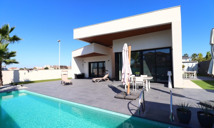 Re-Sale - Detached Villa - Formentera del Segura - Fincas de La Vega