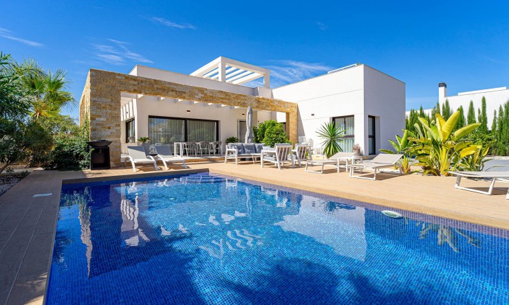Wederverkoop - Vrijstaande Villa - Ciudad Quesada - Doña Pepa