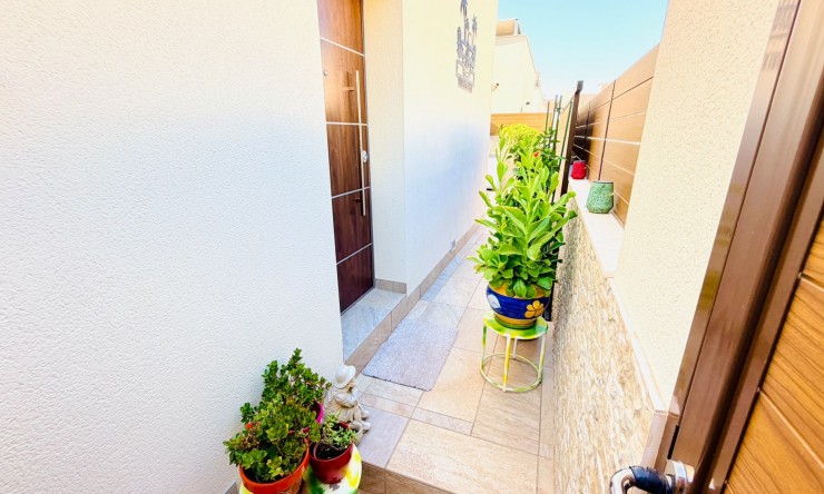 Videresalg - Bungalow - Los Montesinos - La Herrada