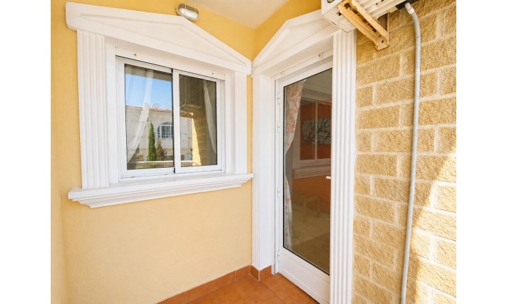 Re-Sale - Apartment - Torrevieja - Playa Del Cura