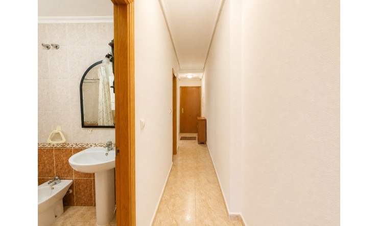 Re-Sale - Apartment - Torrevieja - Playa Del Cura