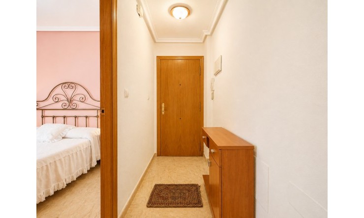 Re-Sale - Apartment - Torrevieja - Playa Del Cura