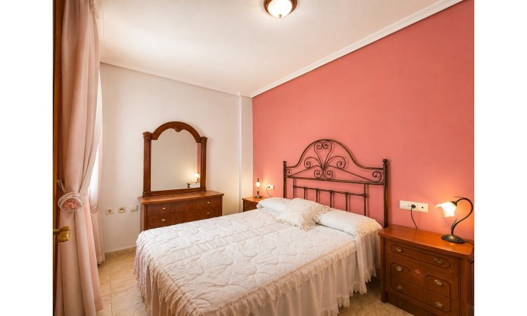Re-Sale - Apartment - Torrevieja - Playa Del Cura
