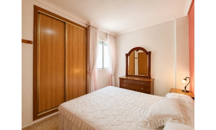 Re-Sale - Apartment - Torrevieja - Playa Del Cura