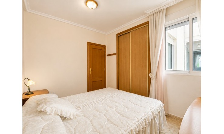 Re-Sale - Apartment - Torrevieja - Playa Del Cura