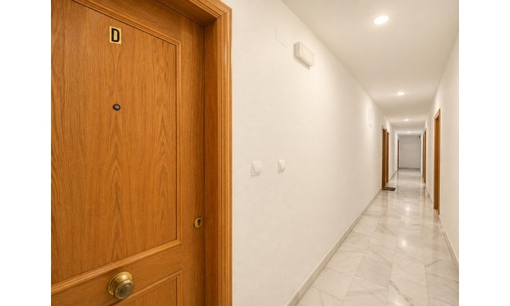 Re-Sale - Apartment - Torrevieja - Playa Del Cura