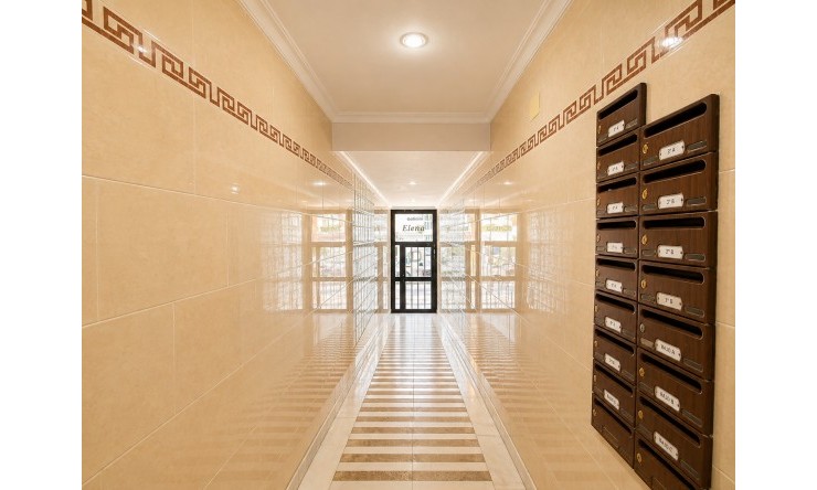 Re-Sale - Apartment - Torrevieja - Playa Del Cura