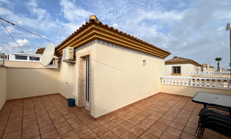 Videresalg - Firemannsvilla - Orihuela Costa - Villamartin