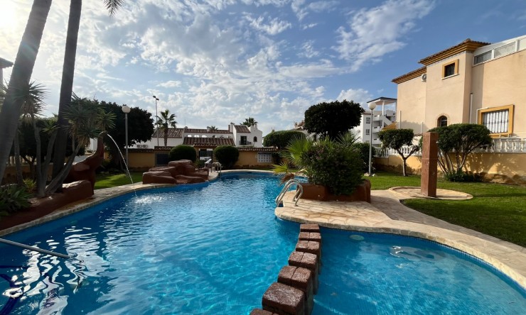 Videresalg - Firemannsvilla - Orihuela Costa - Villamartin