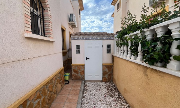 Videresalg - Firemannsvilla - Orihuela Costa - Villamartin