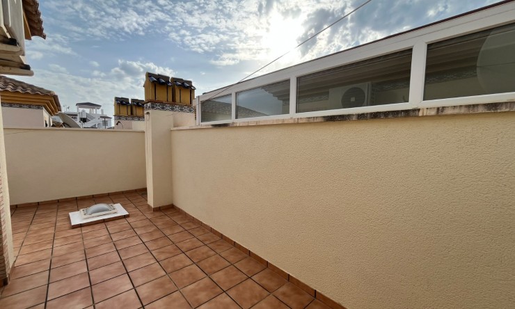 Videresalg - Firemannsvilla - Orihuela Costa - Villamartin