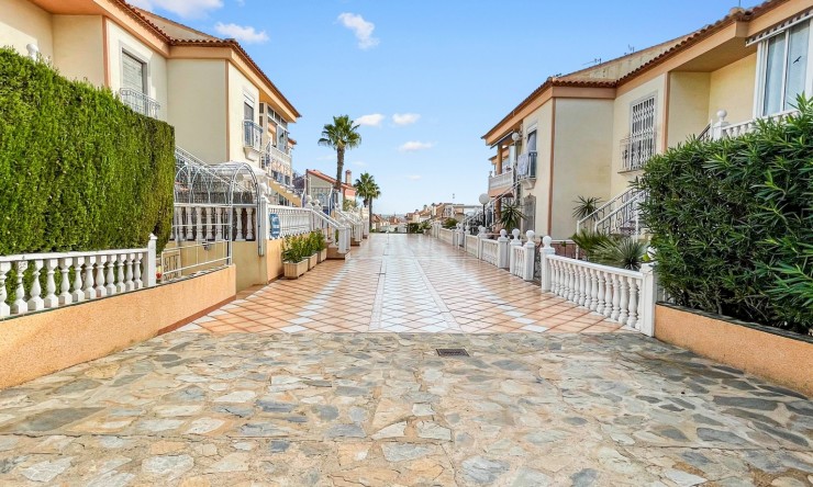Videresalg - Leilighet - Orihuela Costa - Los Altos