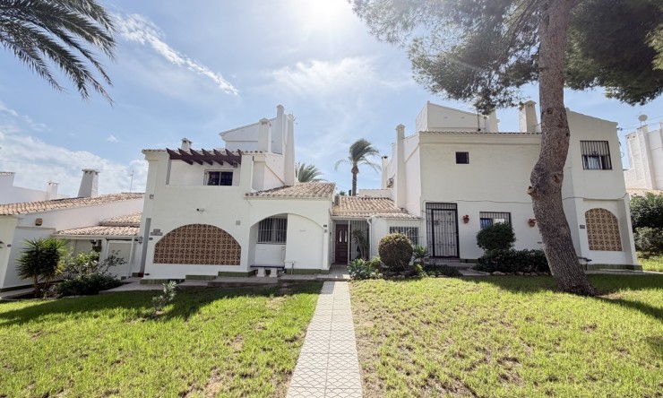 Videresalg - Bungalow - Orihuela Costa - Villamartin