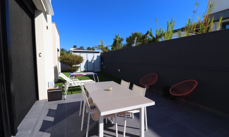 Videresalg - Frittliggende Villa - Formentera del Segura - Fincas de La Vega