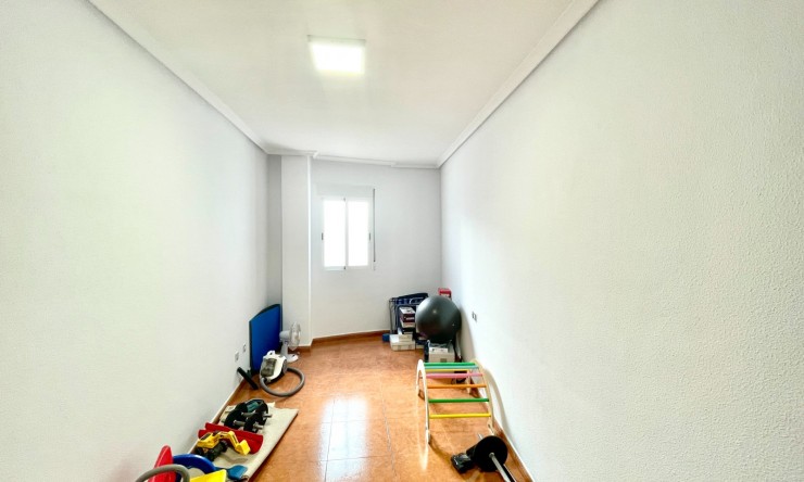 Reventa - Apartamento - Catral - pueblo