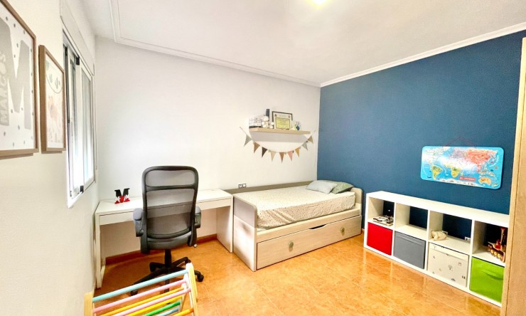 Reventa - Apartamento - Catral - pueblo
