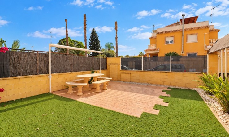 Wederverkoop - Vierkante Villa - Ciudad Quesada - Lo Marabu
