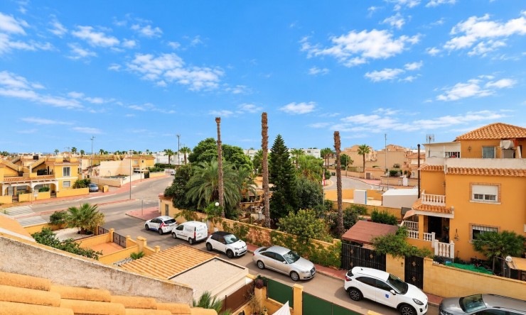 Wederverkoop - Vierkante Villa - Ciudad Quesada - Lo Marabu
