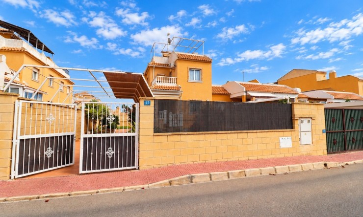Wederverkoop - Vierkante Villa - Ciudad Quesada - Lo Marabu
