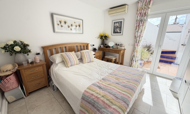 Wederverkoop - Bungalow - Orihuela Costa - Villamartin