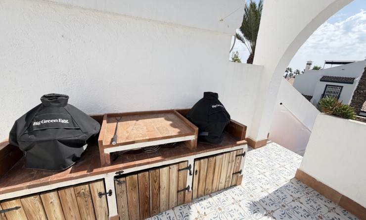 Wederverkoop - Bungalow - Orihuela Costa - Villamartin