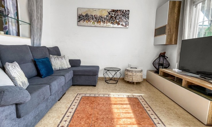 Re-Sale - Bungalow - Torrevieja - La Siesta - El Salado -  Torreta