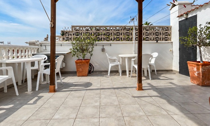 Re-Sale - Bungalow - Torrevieja - La Siesta - El Salado -  Torreta