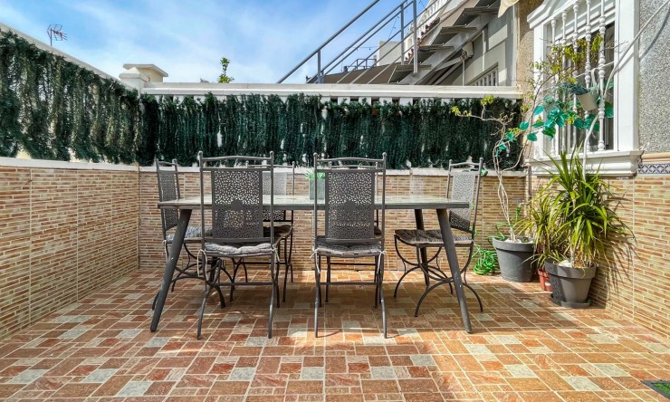 Re-Sale - Bungalow - Torrevieja - La Siesta - El Salado -  Torreta