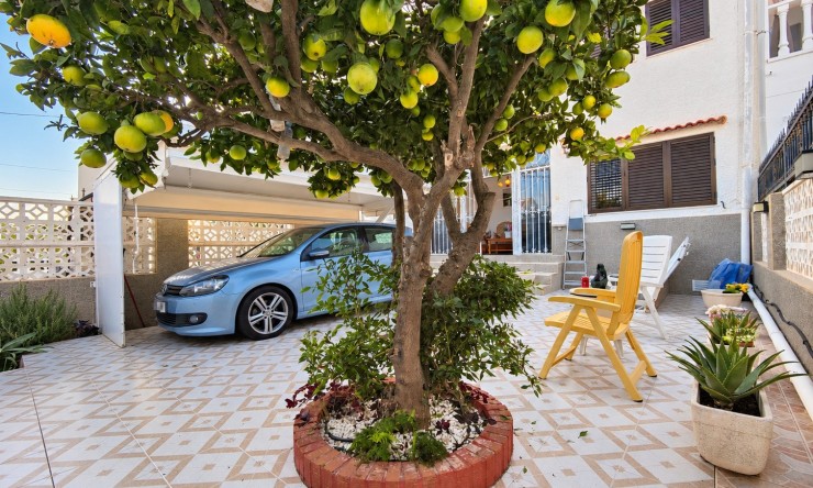 Re-Sale - Townhouse - Torrevieja - Torrevieja - Centre