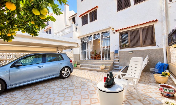 Re-Sale - Townhouse - Torrevieja - Torrevieja - Centre