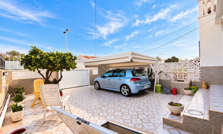 Re-Sale - Townhouse - Torrevieja - Torrevieja - Centre