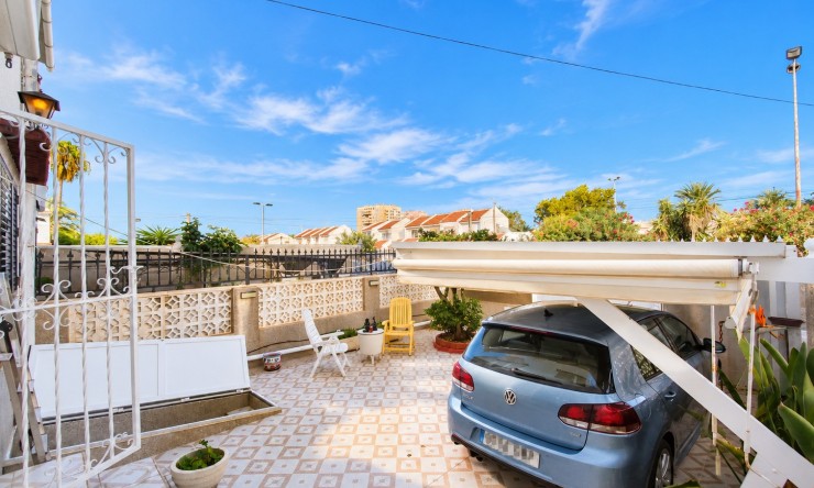 Re-Sale - Townhouse - Torrevieja - Torrevieja - Centre