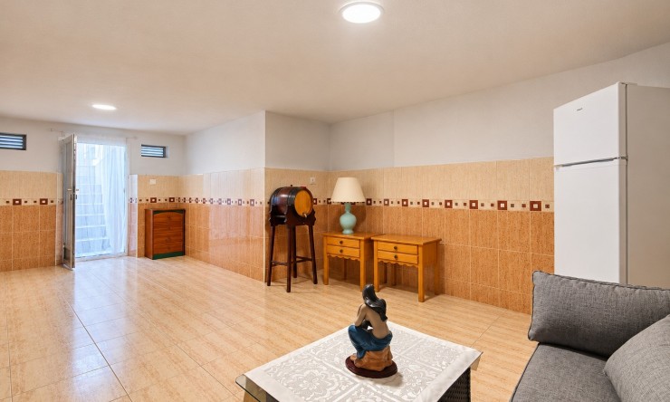 Re-Sale - Townhouse - Torrevieja - Torrevieja - Centre