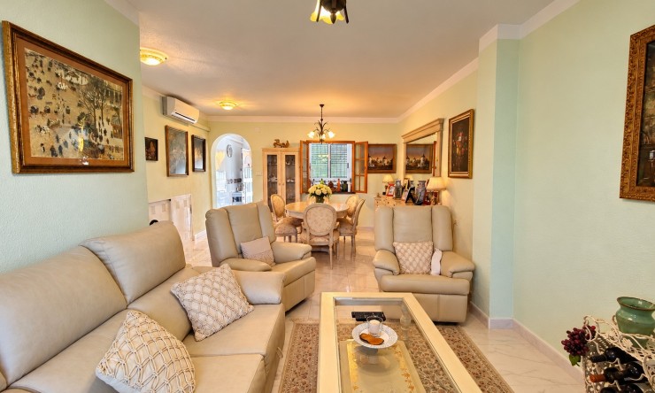 Re-Sale - Townhouse - Torrevieja - Torrevieja - Centre