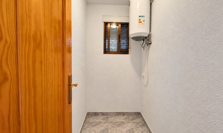 Re-Sale - Townhouse - Torrevieja - Torrevieja - Centre