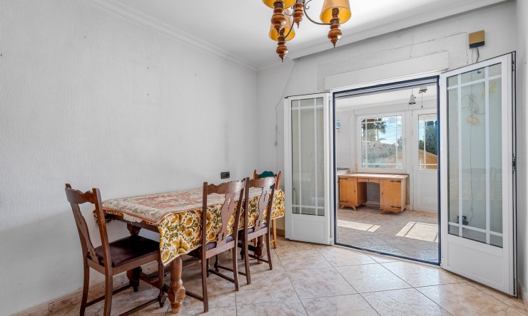 Videresalg - Frittliggende Villa - Ciudad Quesada - Ciudad Quesada - Byen